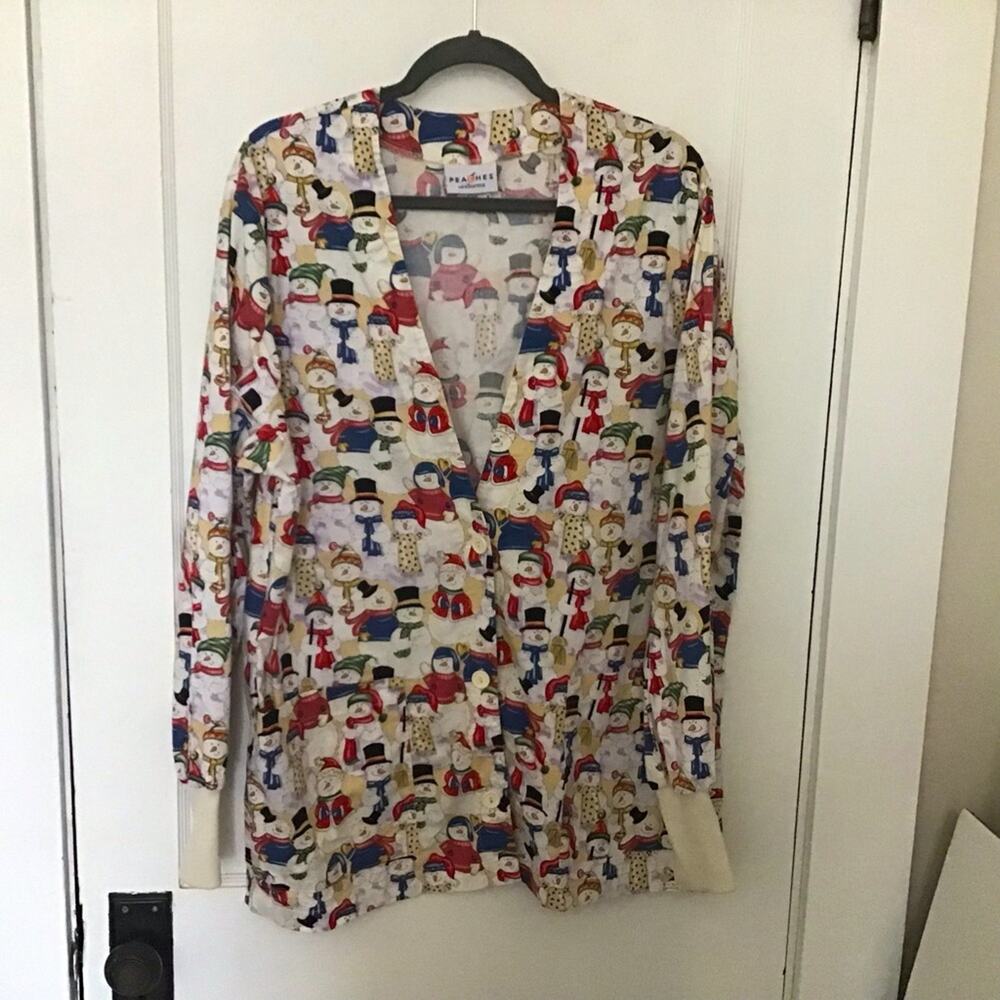 Peaches Uniform Cotton Snowman Scrub Jacket with large front pockets large
